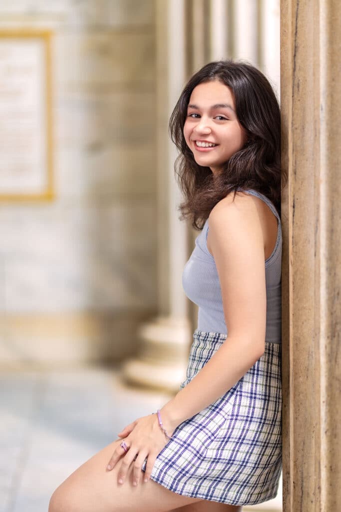 Senior photo of Gillian at Cleveland Museum of Art